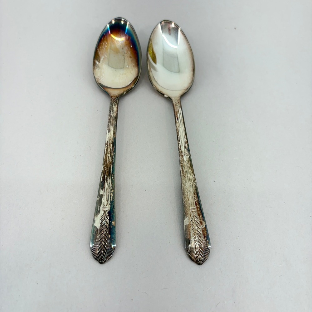 Wm Rogers Silverplate Allure Wheat Teaspoons Set of 2 Vintage Flatware Replace